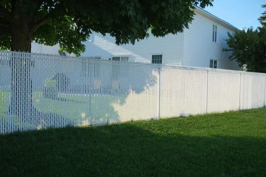 A service example: fences